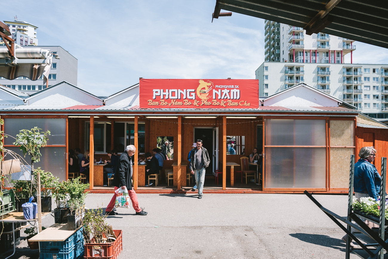 Phong Nam, Miletička