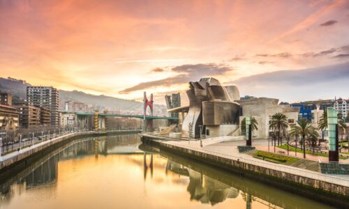 Metropoly a voda XXI: Svetoznáme Guggenheimovo múzeum odštartovalo revitalizáciu nábrežia v Bilbau